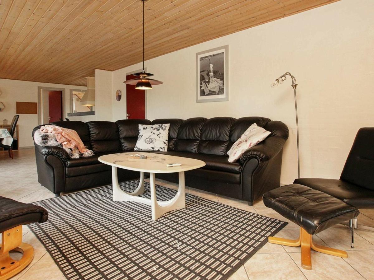 10 Person Holiday Home In Bl Vand Blåvand Kamer foto